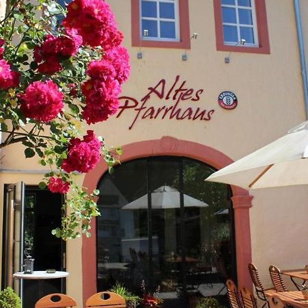 Altes Pfarrhaus Hotel Auw an der Kyll Exterior foto